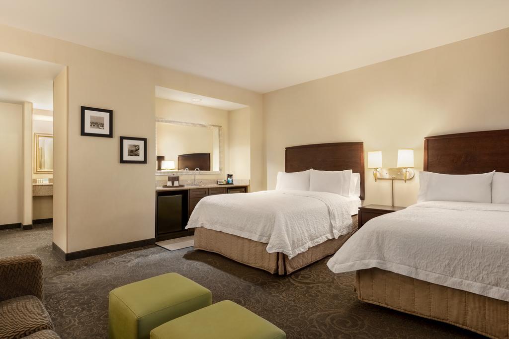Hampton Inn & Suites Baltimore Inner Harbor Exterior foto