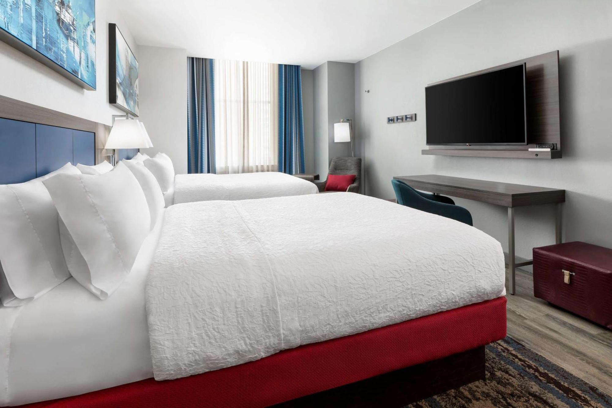 Hampton Inn & Suites Baltimore Inner Harbor Exterior foto