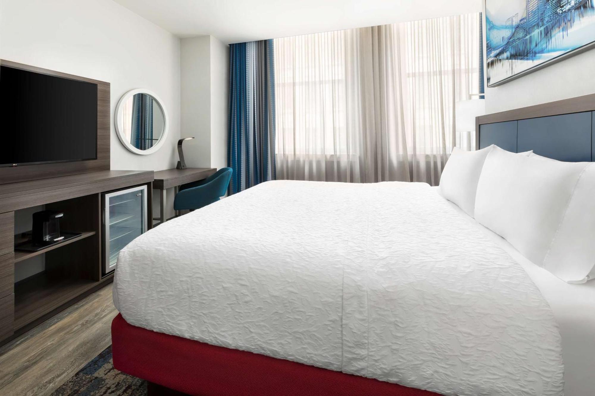 Hampton Inn & Suites Baltimore Inner Harbor Exterior foto