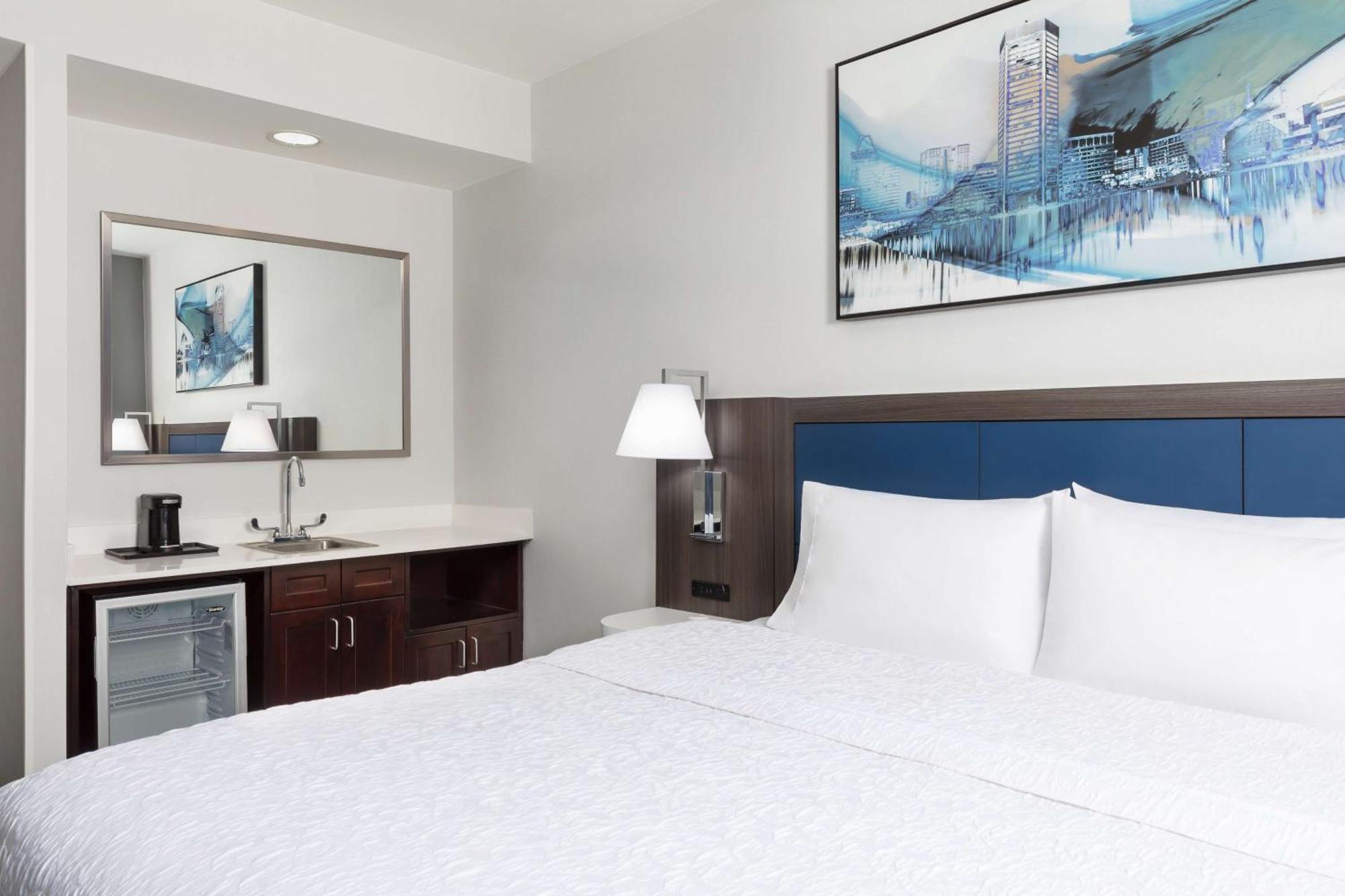 Hampton Inn & Suites Baltimore Inner Harbor Exterior foto