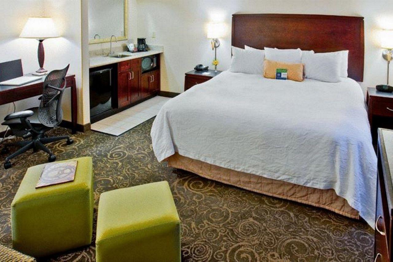 Hampton Inn & Suites Baltimore Inner Harbor Exterior foto